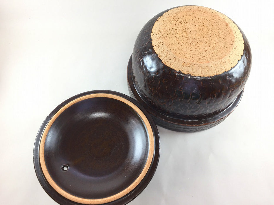 【直火可】3合飛び鉋彫ご飯鍋.　茶　21cm　有田焼(j.R)