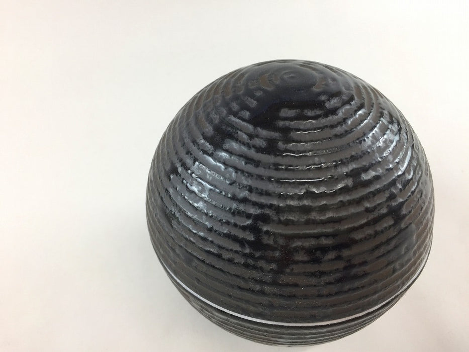 95玉蓋物　黒千段タタキ　9cm　有田焼(j.R)