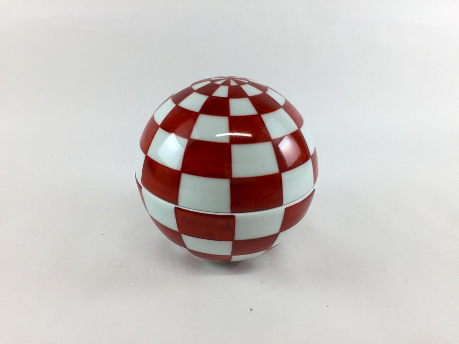 95玉蓋物　赤市松　9cm　有田焼(j.R)