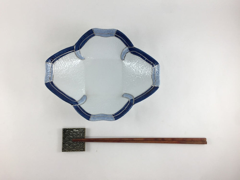 【SALE】19cmクローバー平鉢.濃淡藍銀線　有田焼【訳あり】