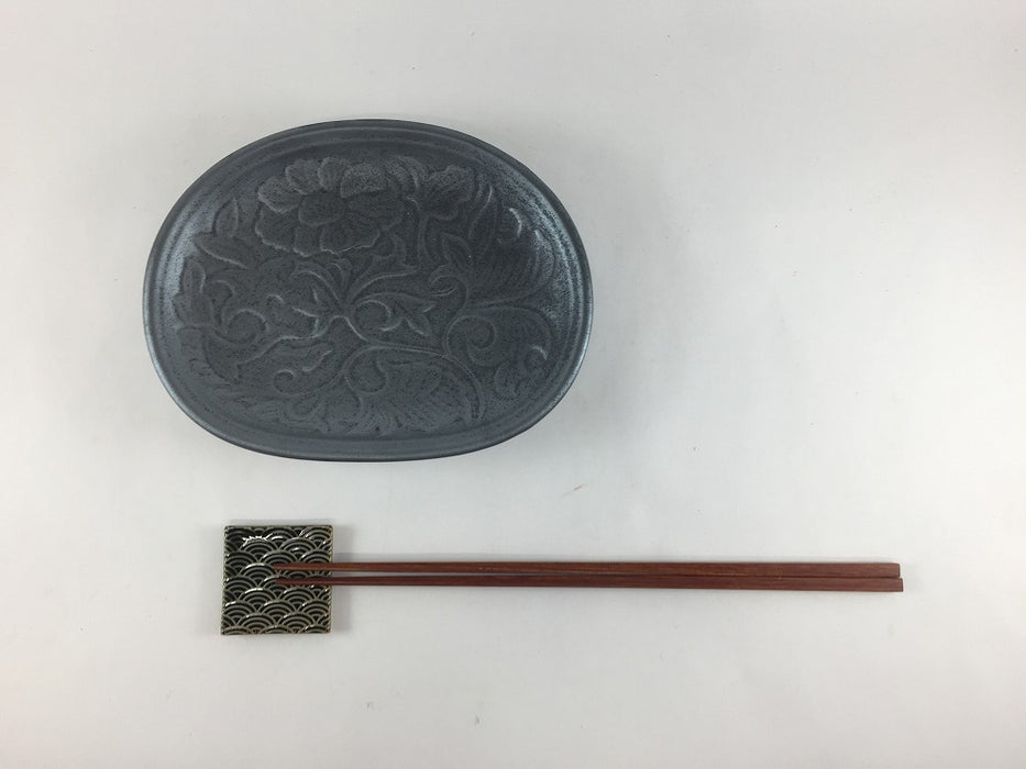 【SALE】16cm唐花彫楕円皿.黒結晶　有田焼【訳あり】