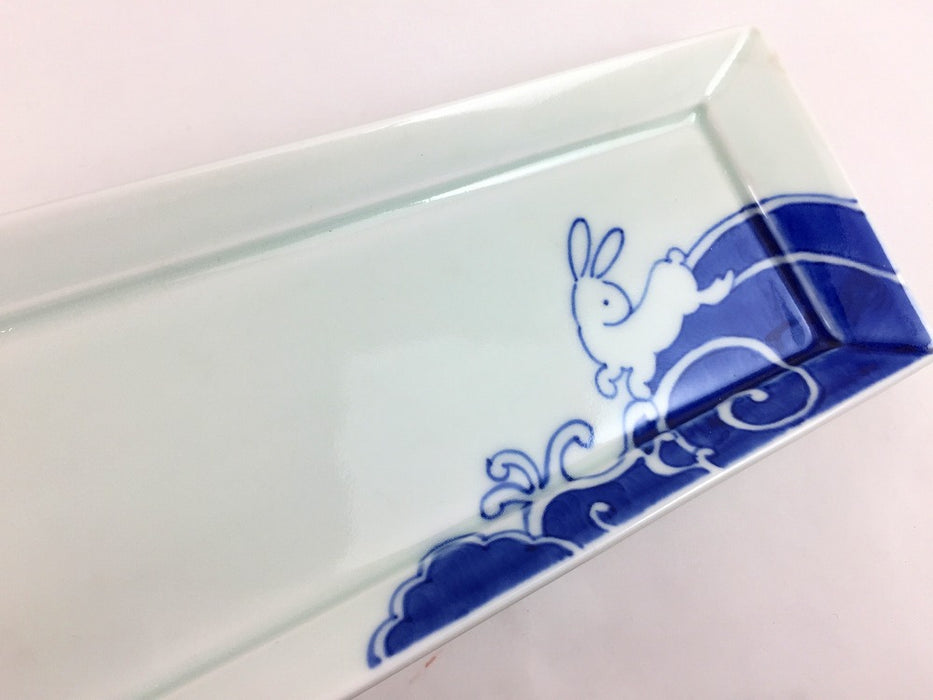 【SALE】江戸釉染付うさぎ長皿　38cm　有田焼【訳あり】