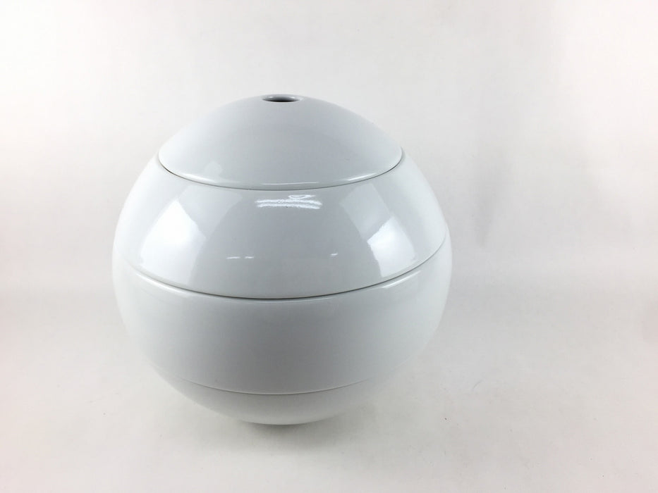 【SALE】玉重　白磁　(A/B)　有田焼【訳あり】