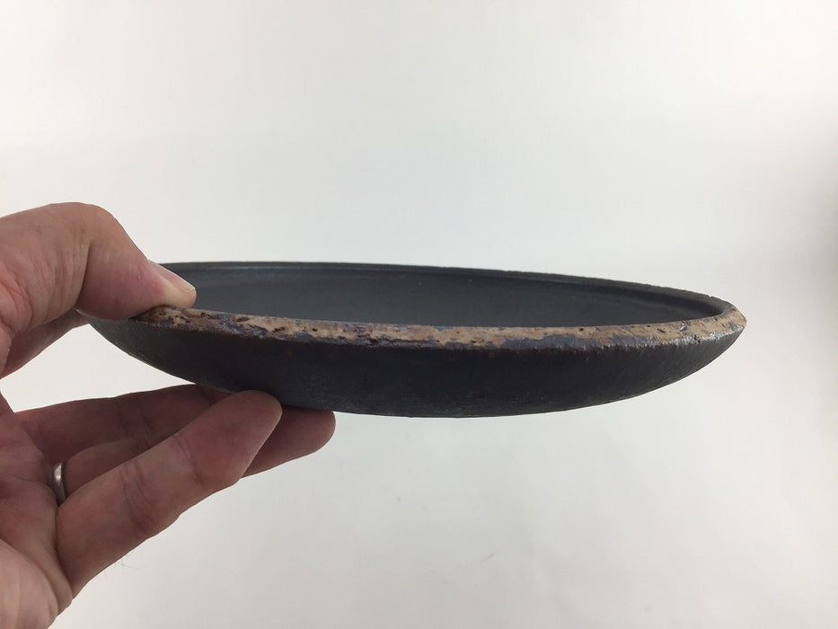 【SALE】【直火可】230丸浅鍋.渕白化粧　23cm　有田焼【訳あり】