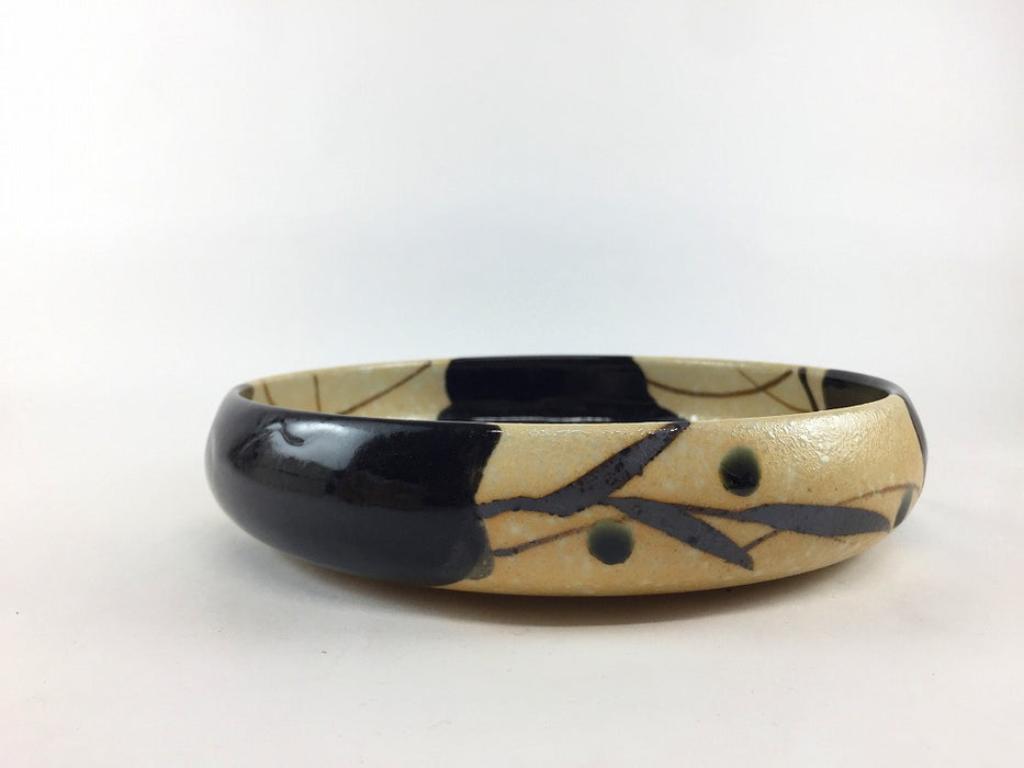 黒織部草絵　鉄鉢形6.5寸皿　18.5cm　有田焼(j.R)