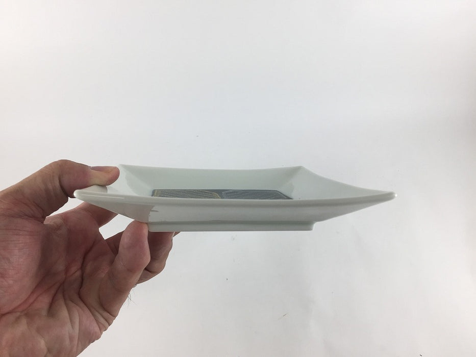 【SALE】紺地金銀花正角皿　16cm　有田焼(j.R)【訳あり】