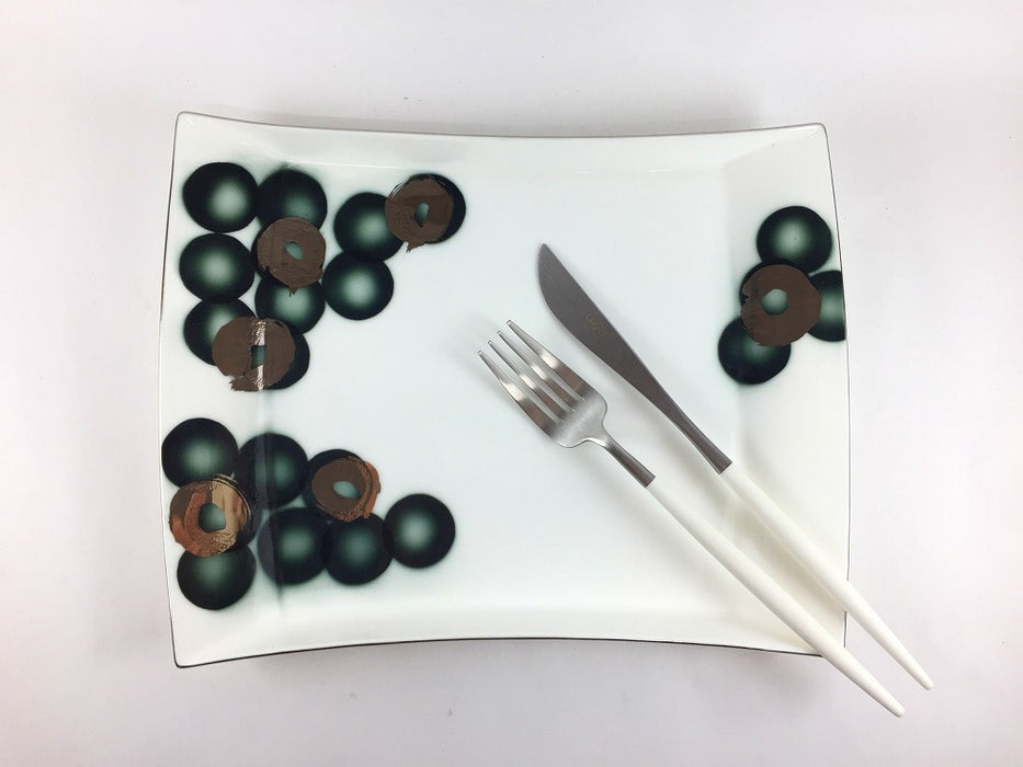 【SALE】分銅9寸皿黒プラチナ玉　28cm　有田焼【訳あり】