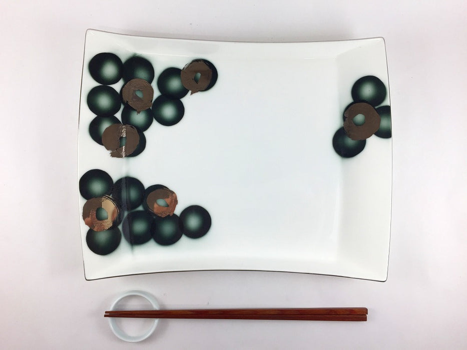 【SALE】分銅9寸皿黒プラチナ玉　28cm　有田焼【訳あり】