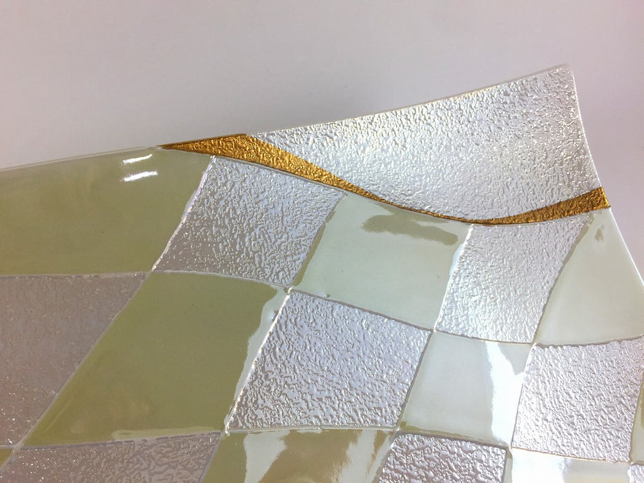 【SALE】パール市松金流水　31cm　有田焼【訳あり】