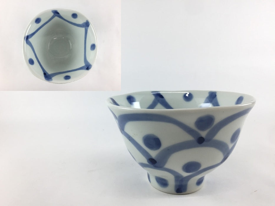 【SALE】角丸丼(12cm/400cc)うろこ紋　吉田焼　肥前有田焼【訳あり】