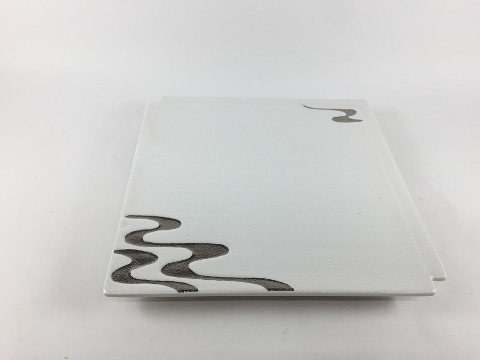 【SALE】板違角皿.白吹銀流水　19cm　有田焼【訳あり】