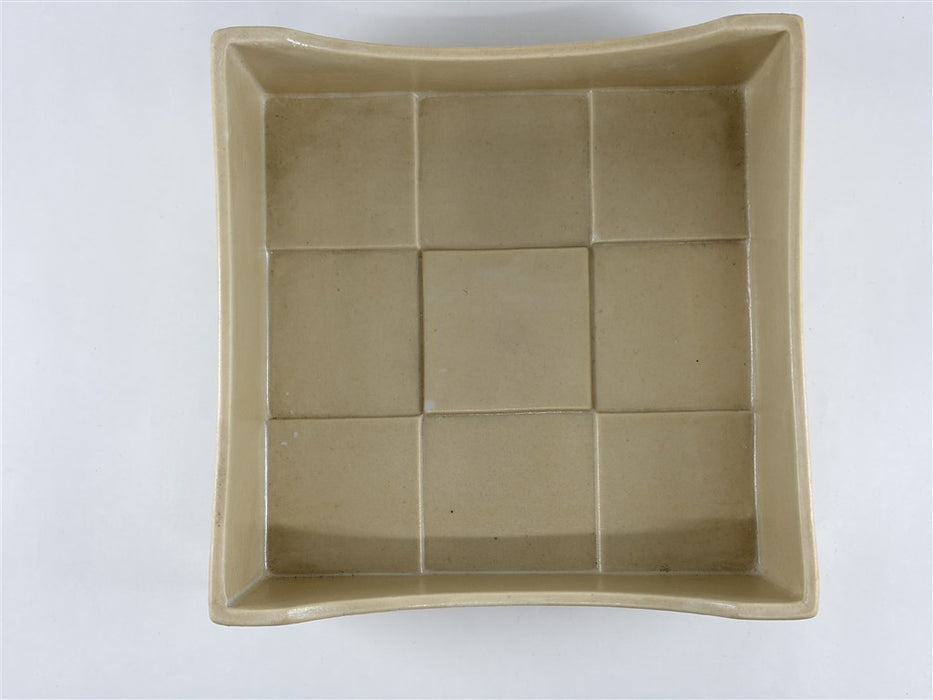 【SALE】17cm正角市松彫箱向.刷毛ｸﾘｰﾑ色(A/B/C)　有田焼【訳あり】