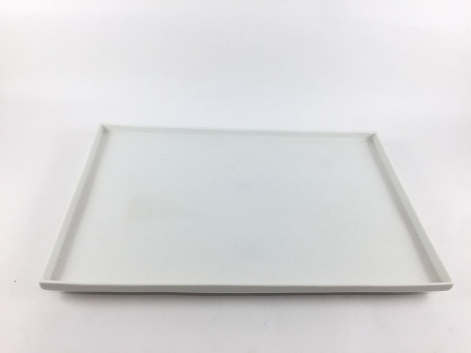 【SALE】28cm渕立長皿.雪白　有田焼【訳あり】