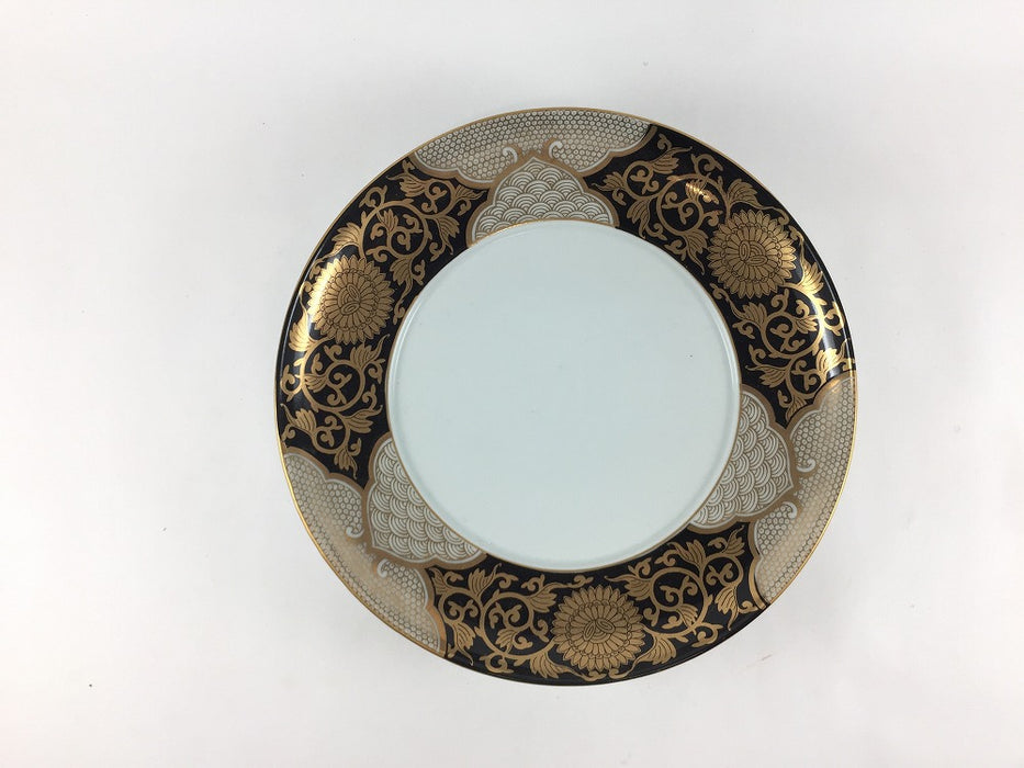 【SALE】17cmリム皿.黒金彩菊華紋　有田焼【訳あり】