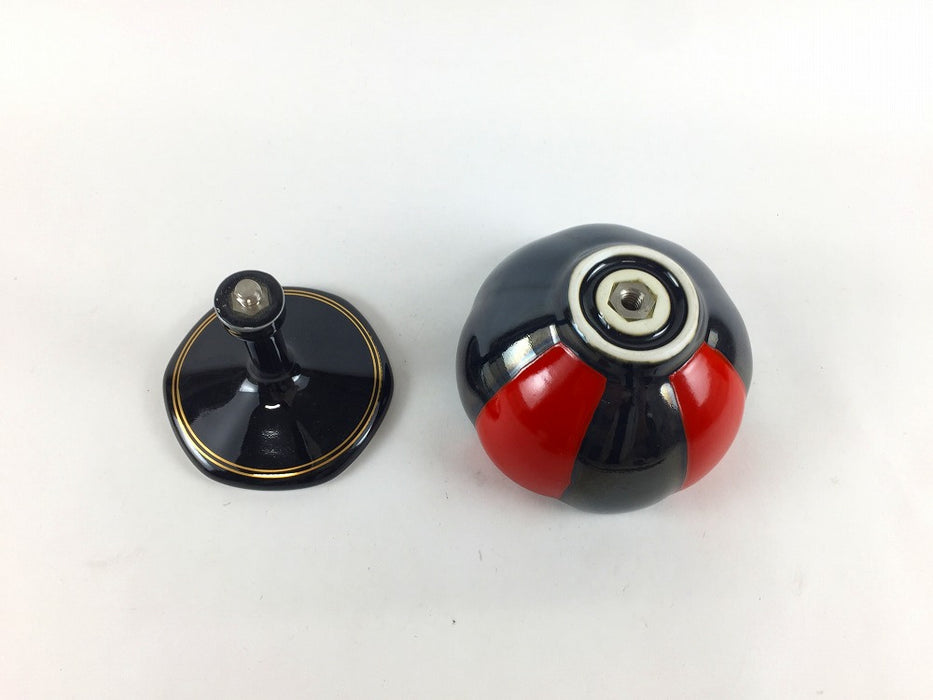 【SALE】黒赤　ネジ合花　(足付セット/中付のみ)　8cm　有田焼【訳あり】