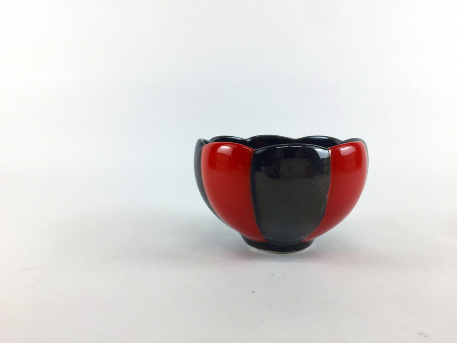 【SALE】黒赤　ネジ合花　(足付セット/中付のみ)　8cm　有田焼【訳あり】
