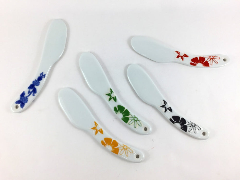 【SALE】錦トロピカルバターナイフ　(赤/黒/緑/イエロー/染付唐草)　13.5cm　有田焼【訳あり】