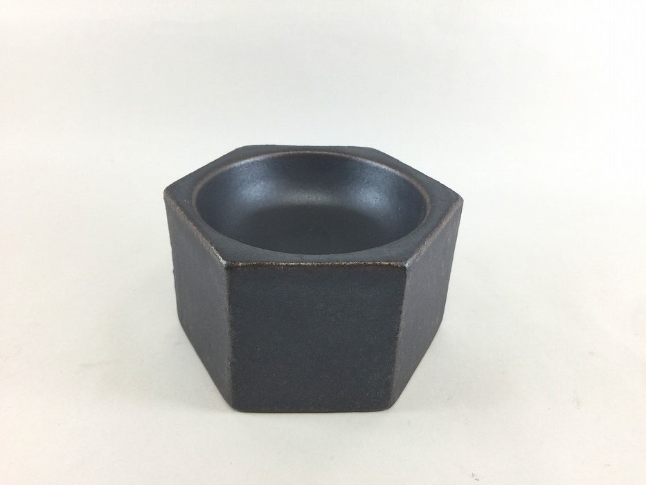 【直火対応】11cm六角石焼　(黒/茶黒)　有田焼(j.R)