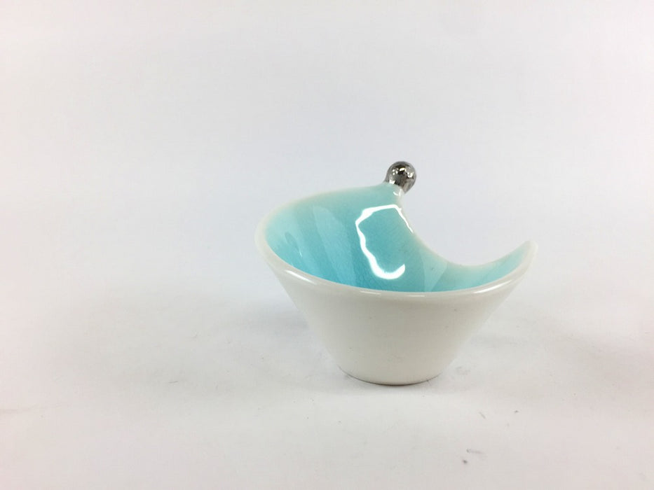 【SALE】ブルー半月小付　7cm　有田焼【訳あり】