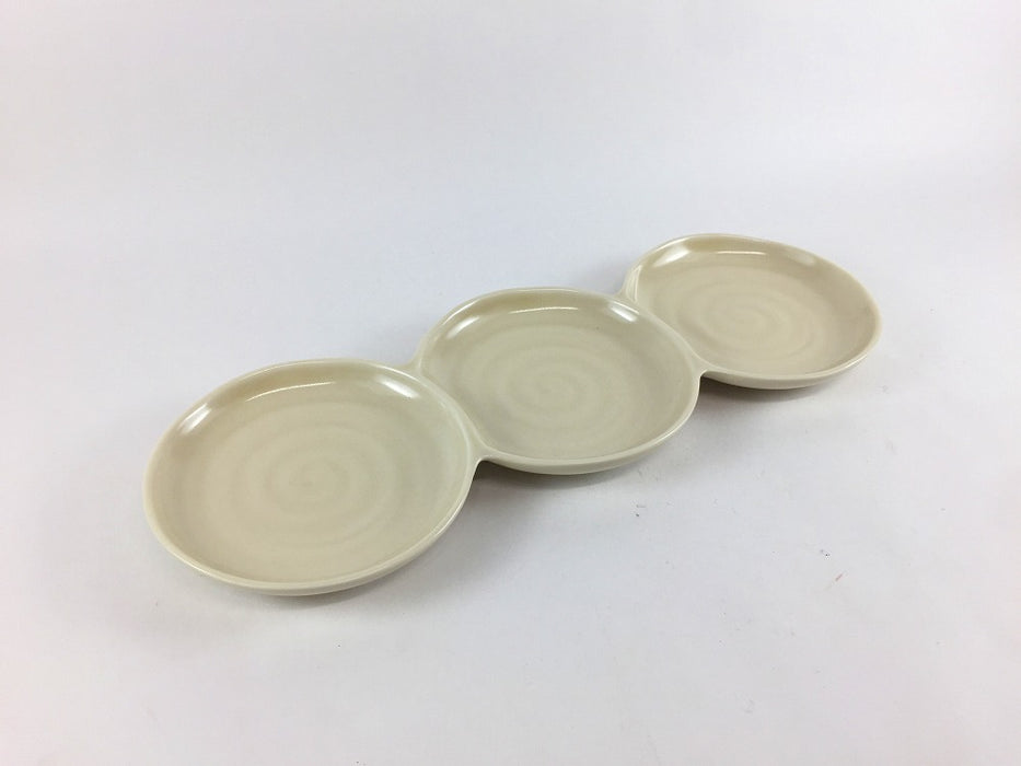 【SALE】ベージュ丸三品小皿　27cm　有田焼【訳あり】