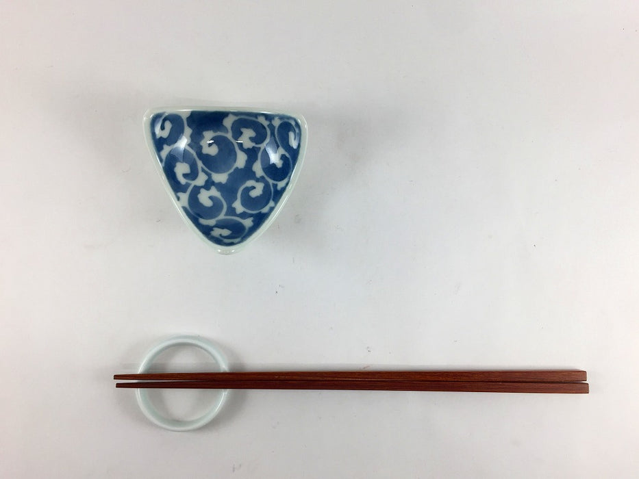 【SALE】染付唐草渕上り珍味　7cm　有田焼【訳あり】