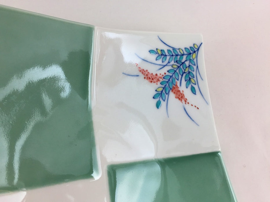 【SALE】青緑釉萩絵　四方折合角皿　18cm　有田焼【訳あり】