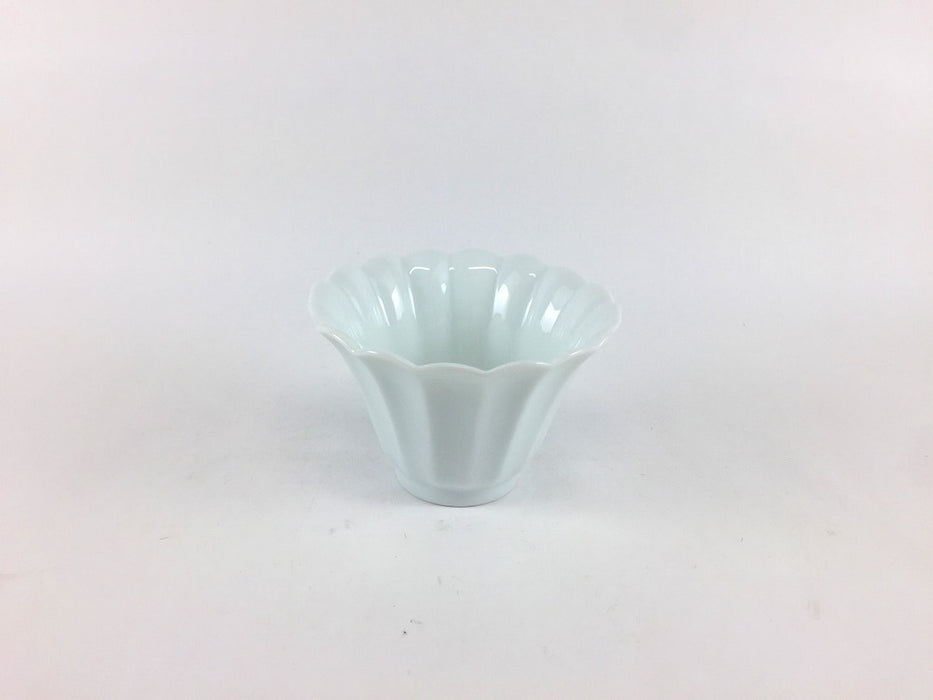 薄渕8cm菊小鉢　白磁　有田焼　(j.R)