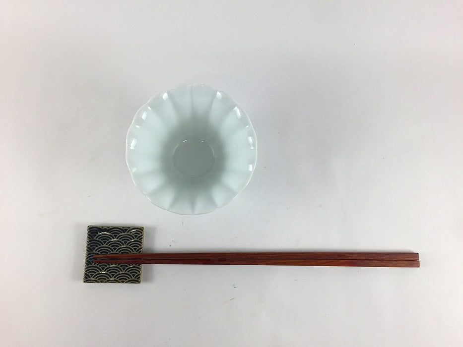 薄渕8cm菊小鉢　白磁　有田焼　(j.R)