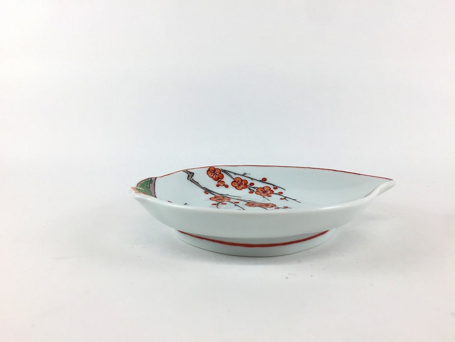 梅花図　桃型銘々皿　14.5cm　吉田焼(肥前有田焼)　(j.R)