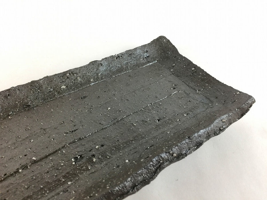 【SALE】手造32cm長皿　黒陶彫　波佐見焼【訳あり】