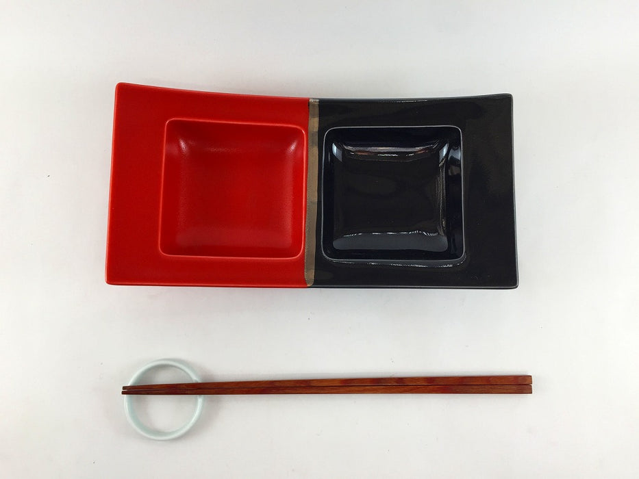 【SALE】朱ツヤ黒瓦型長角二品盛　22cm　有田焼【訳あり】