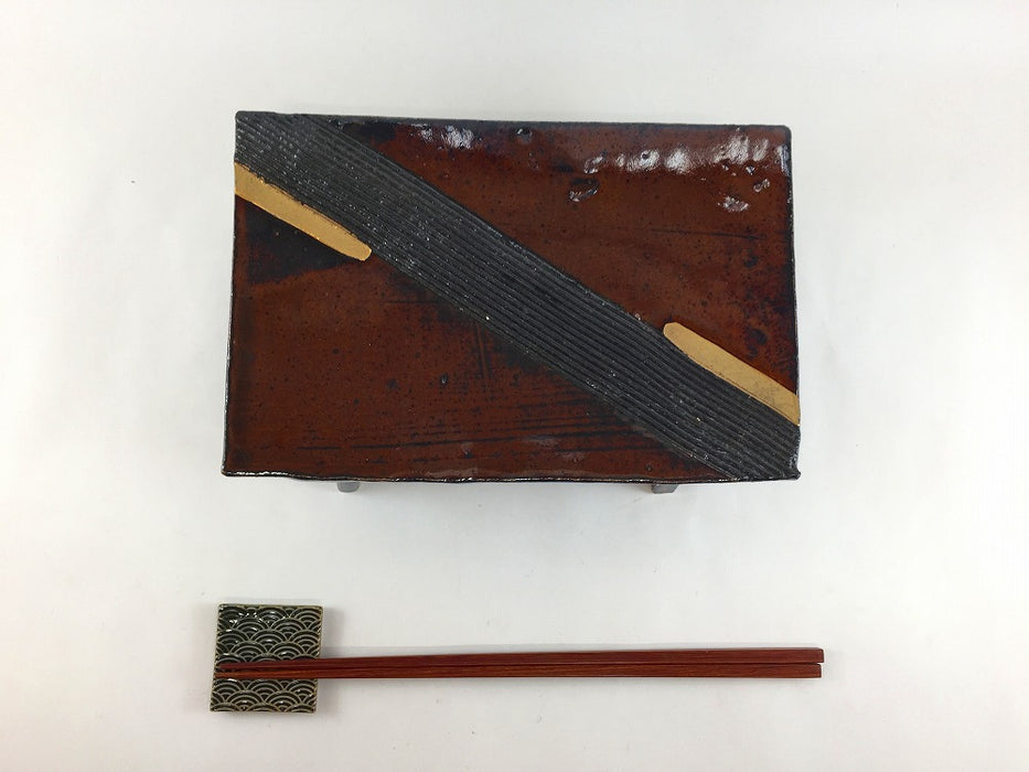 【SALE】錦飴釉　黒彫高台長角焼皿　22cm　有田焼【訳あり】