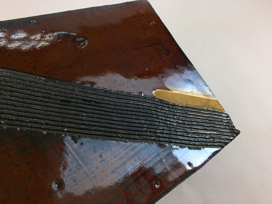 【SALE】錦飴釉　黒彫高台長角焼皿　22cm　有田焼【訳あり】