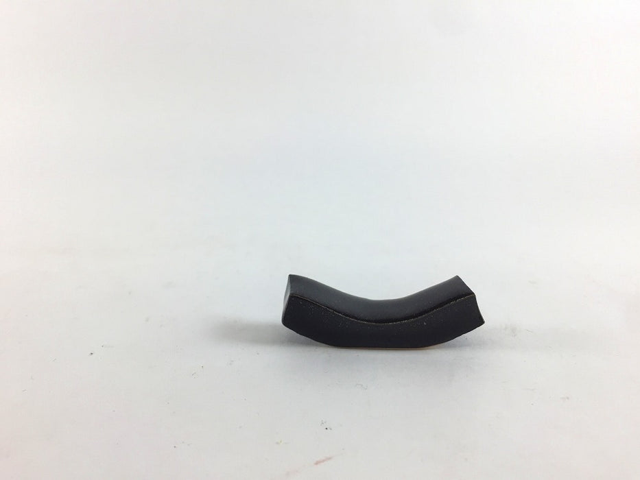 【SALE】手造ミニ箸置　(青白/赤/アメ/黄緑/ルリ/黒)　4.5cm　有田焼【訳あり】