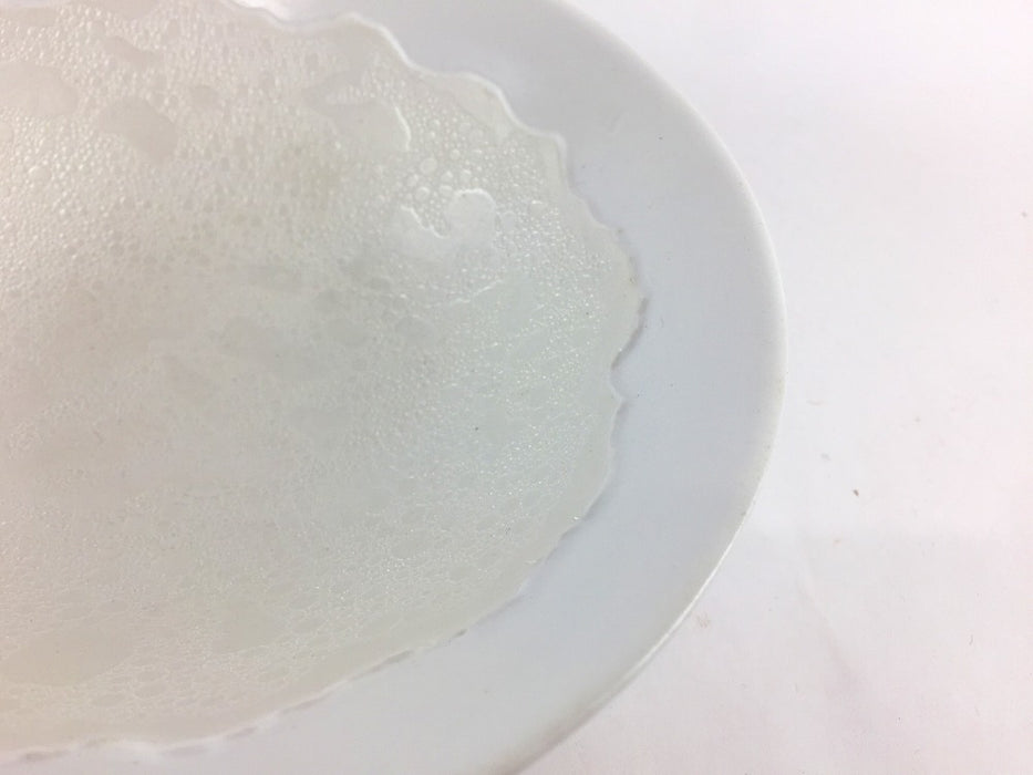 【SALE】白マット白泡雲銀　稜線彫5.5寸小丼　16cm　有田焼【訳あり】