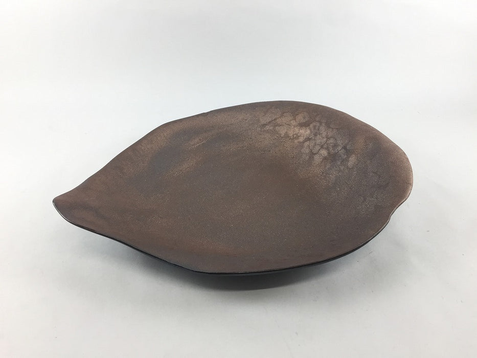 【SALE】薔薇の花びらプレート　ブロンズ　23.5cm　有田焼【訳あり】