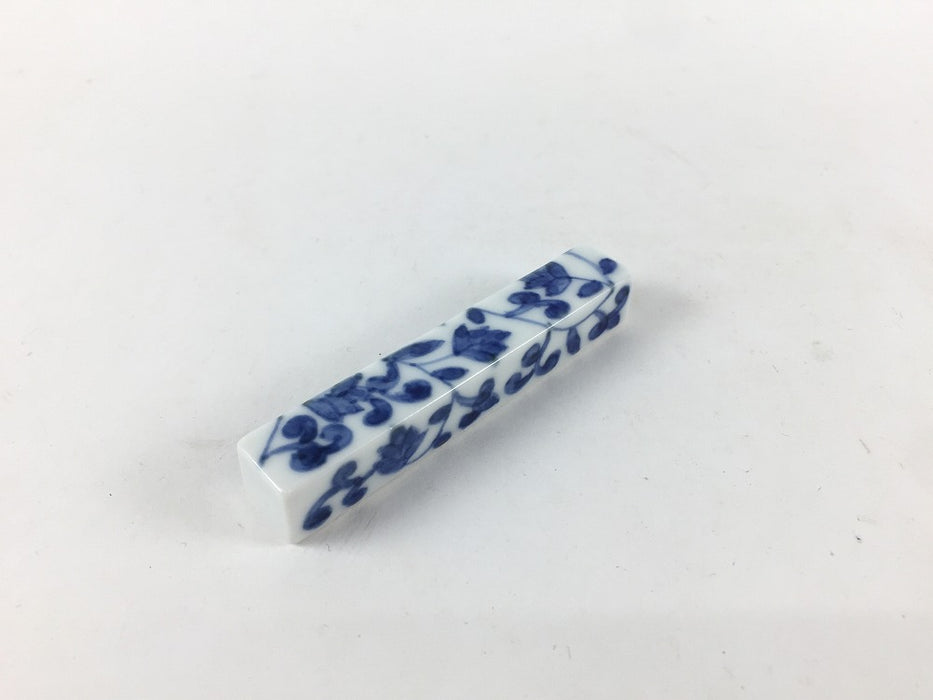 カトラリーレスト(中)　花唐草(染付/赤絵)　7cm　有田焼　(j.R)