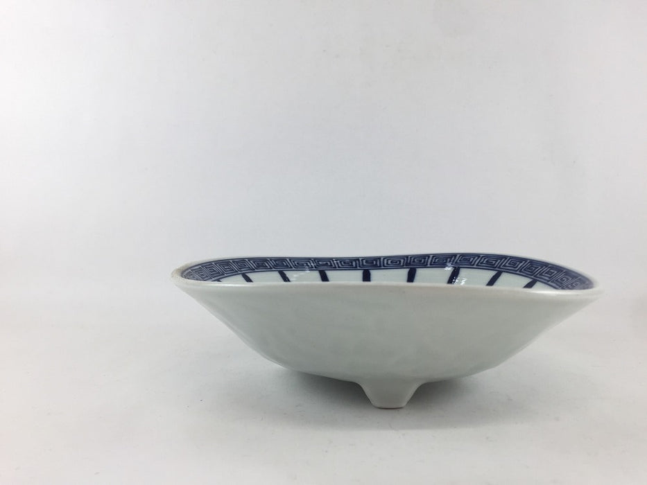 【SALE】雷紋.三つ足皿　16cm　波佐見焼【訳あり】