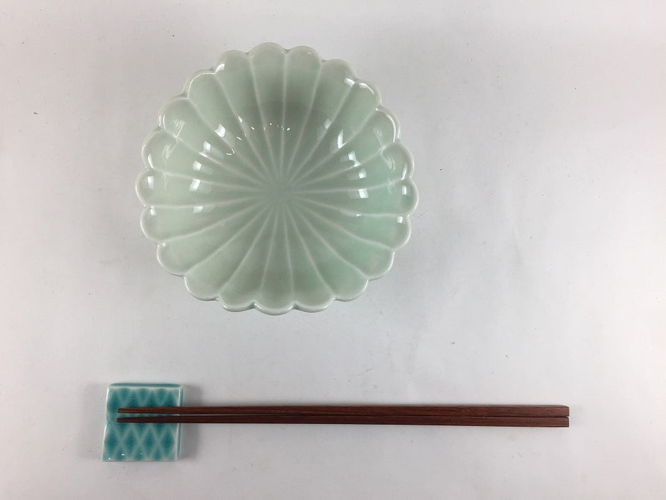 【SALE】菊割三ツ足小鉢　青磁　13cm　三川内焼【訳あり】