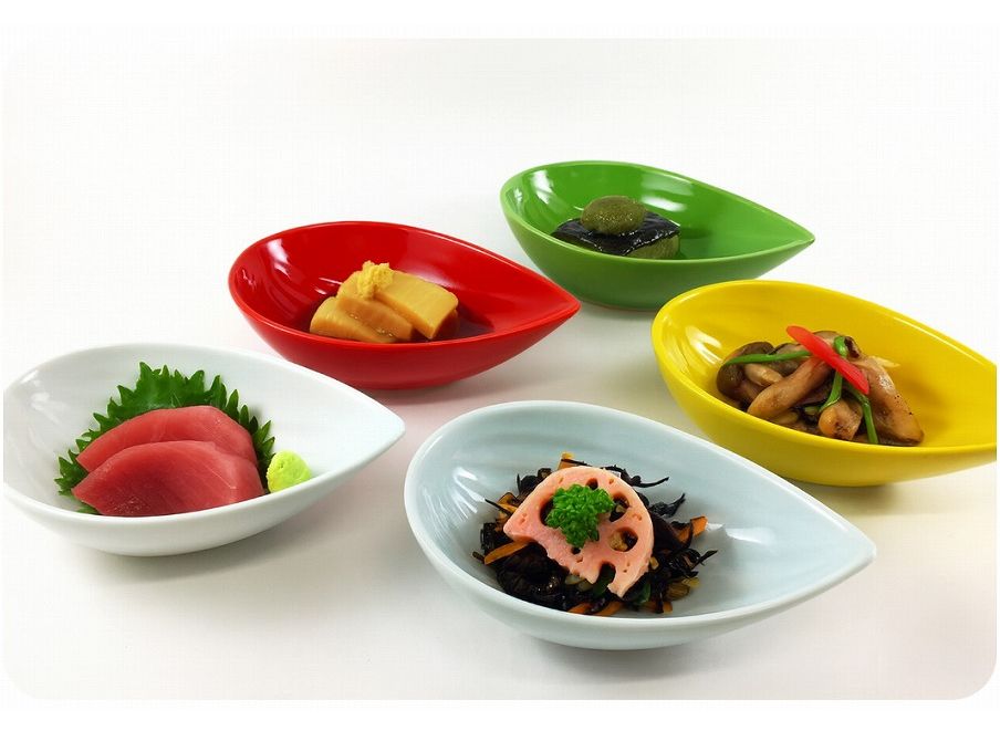 【1個価格】笹小鉢　(白磁/赤/緑/青磁/黄)　14cm　波佐見焼 (j.R)