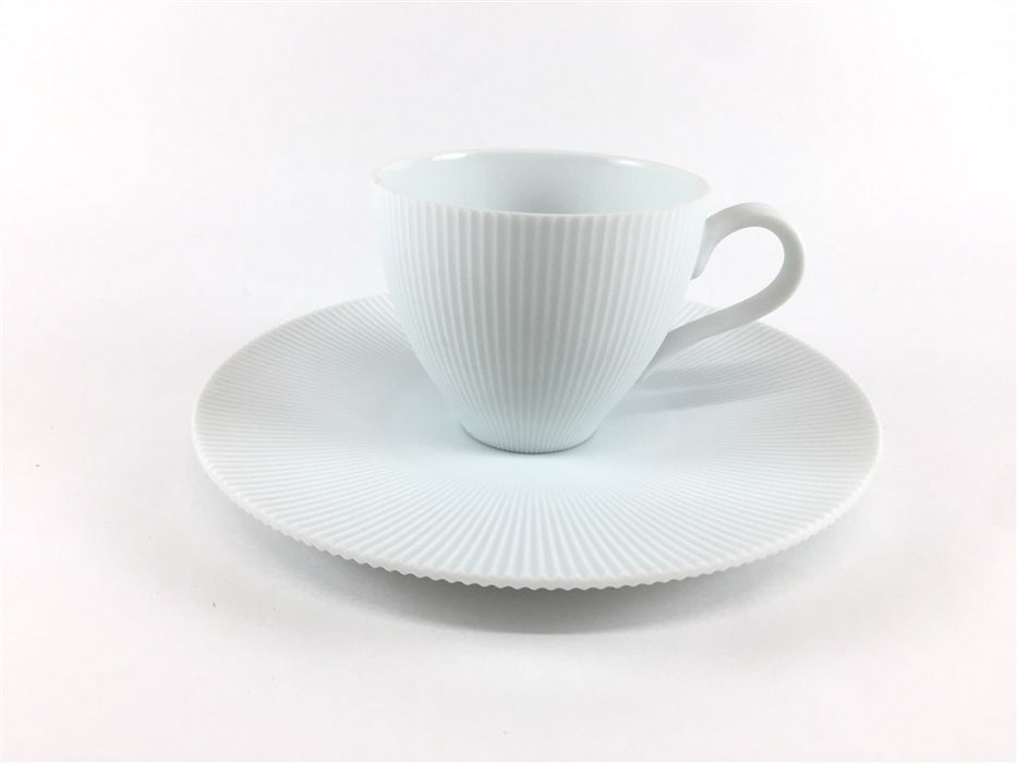 有田焼 李荘窯 白磁ブラスト 鎬皿 15cm (j.R)