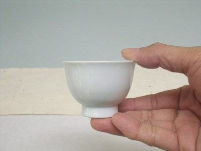 【SALE】小煎茶100cc(白磁)　7cm　波佐見焼