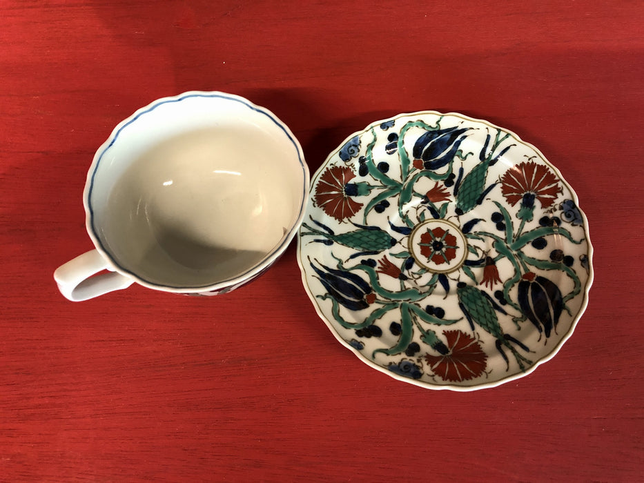 珈琲碗皿(トルコ鍋島.白チューリップ)　波佐見焼　コーヒー碗皿