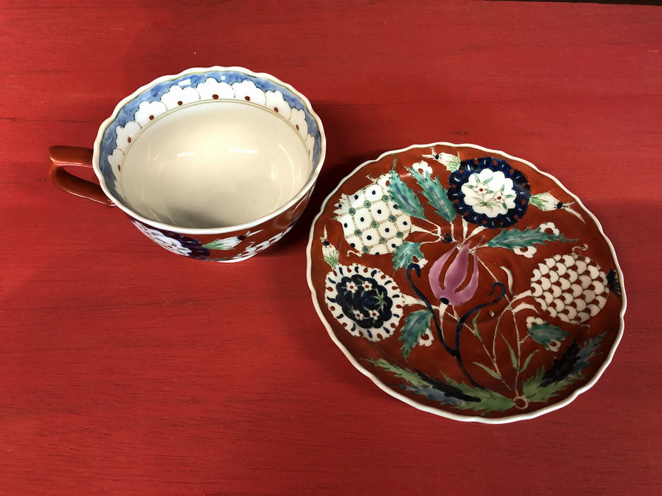 珈琲碗皿(トルコ鍋島.赤チューリップ)　波佐見焼　コーヒー碗皿