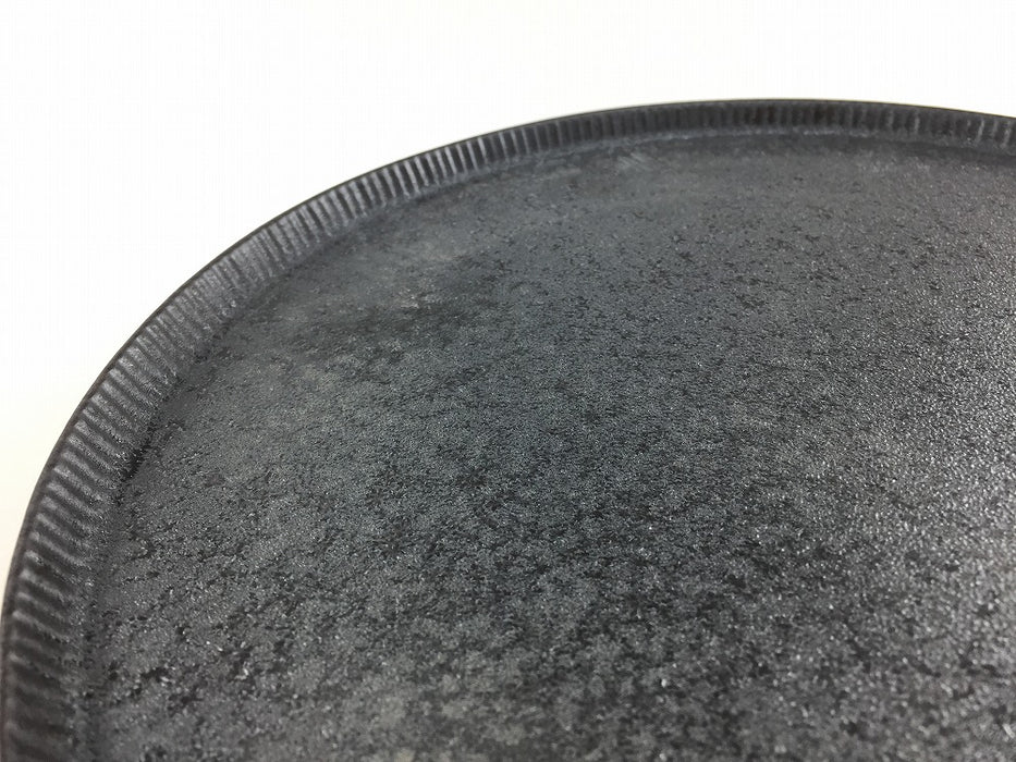 245e-plate　黒鉄　24.5cm　有田焼(j.R)
