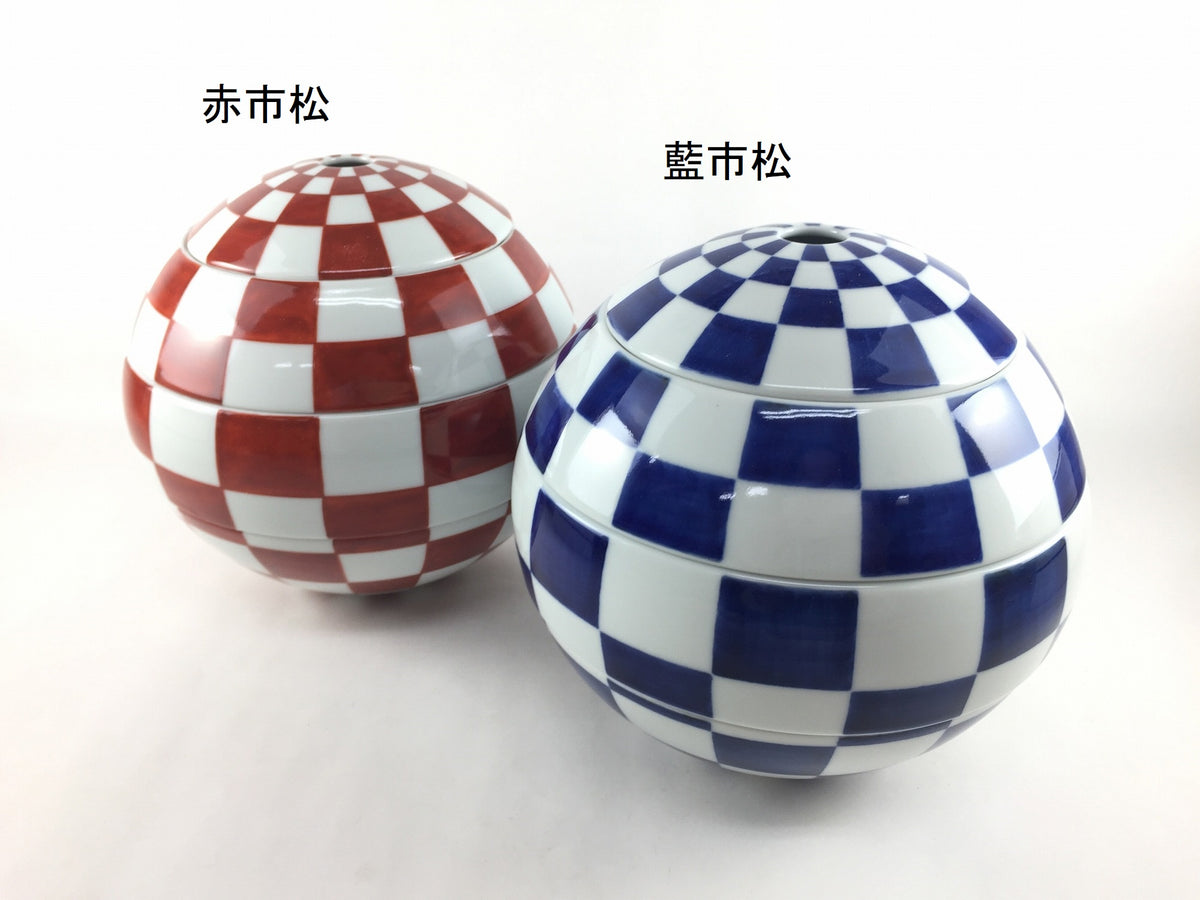 玉重(市松文) 藍/赤 16cm 有田焼李荘窯 — 佐賀有田 ギャラリーつじ信