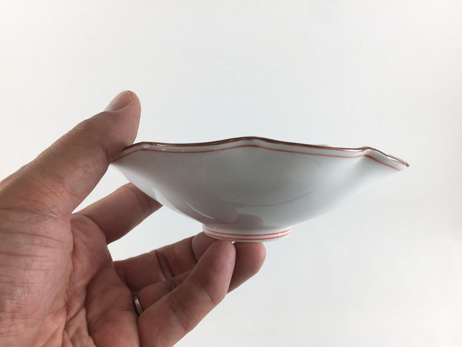 【SALE】瓔珞(赤)菊型楕円皿　15cm　波佐見焼