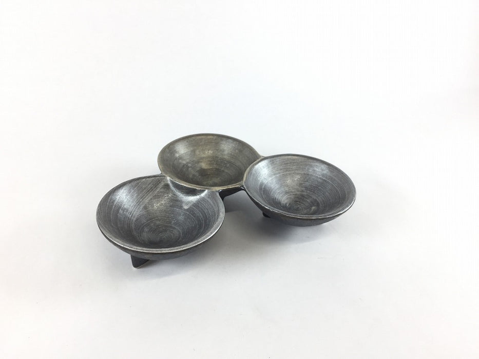 三品豆鉢　黒彩雲母銀中央金　11cm　有田焼(j.R)